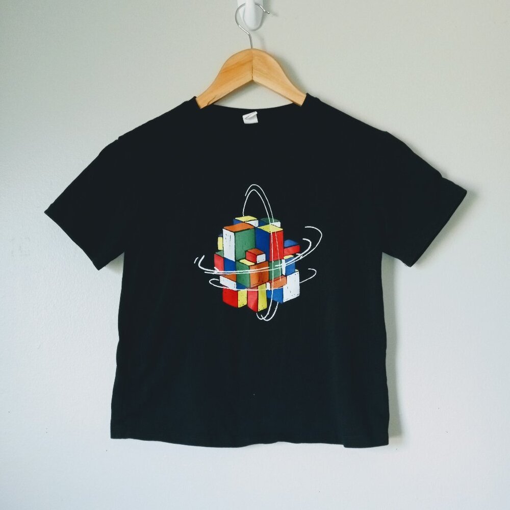 Shein Child Rubix Cube Vinyl Black Short Sleeve Tee